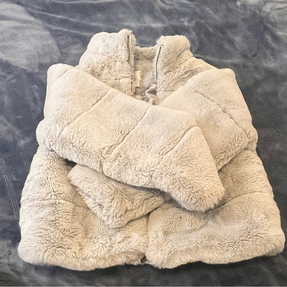Bailey 44 grey faux fur bomber jacket extremely stylish gently worn